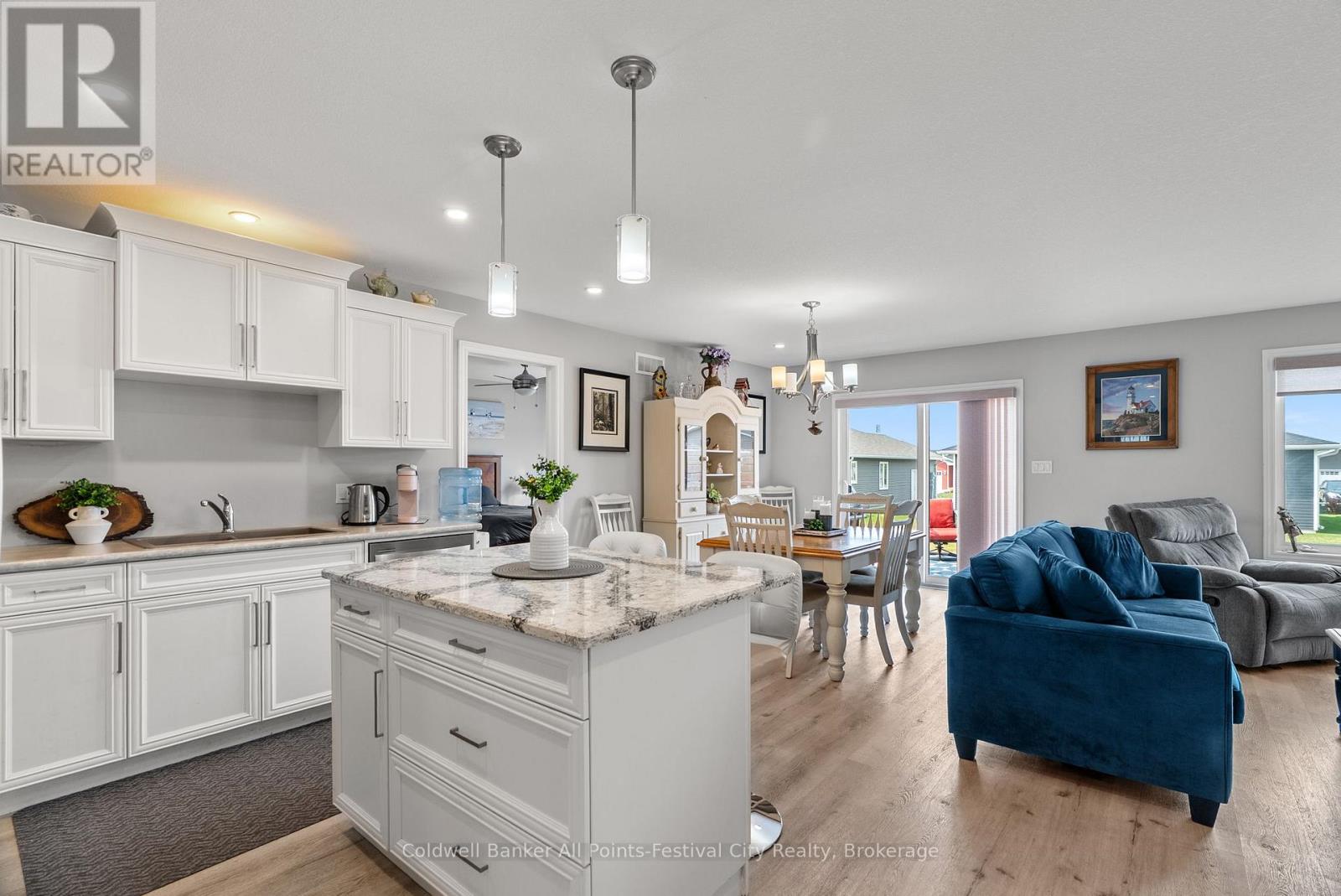 104 Huron Heights Drive, Ashfield-Colborne-Wawanosh, Ontario  N7A 0C1 - Photo 18 - X12421113