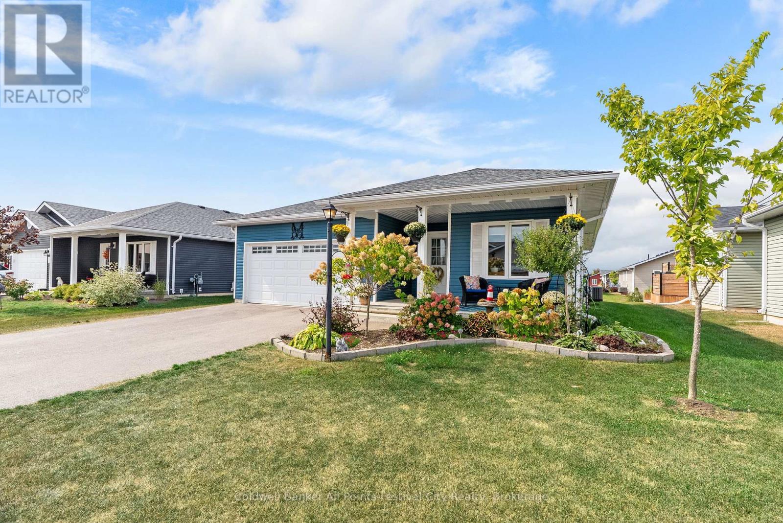 104 Huron Heights Drive, Ashfield-Colborne-Wawanosh, Ontario  N7A 0C1 - Photo 5 - X12421113