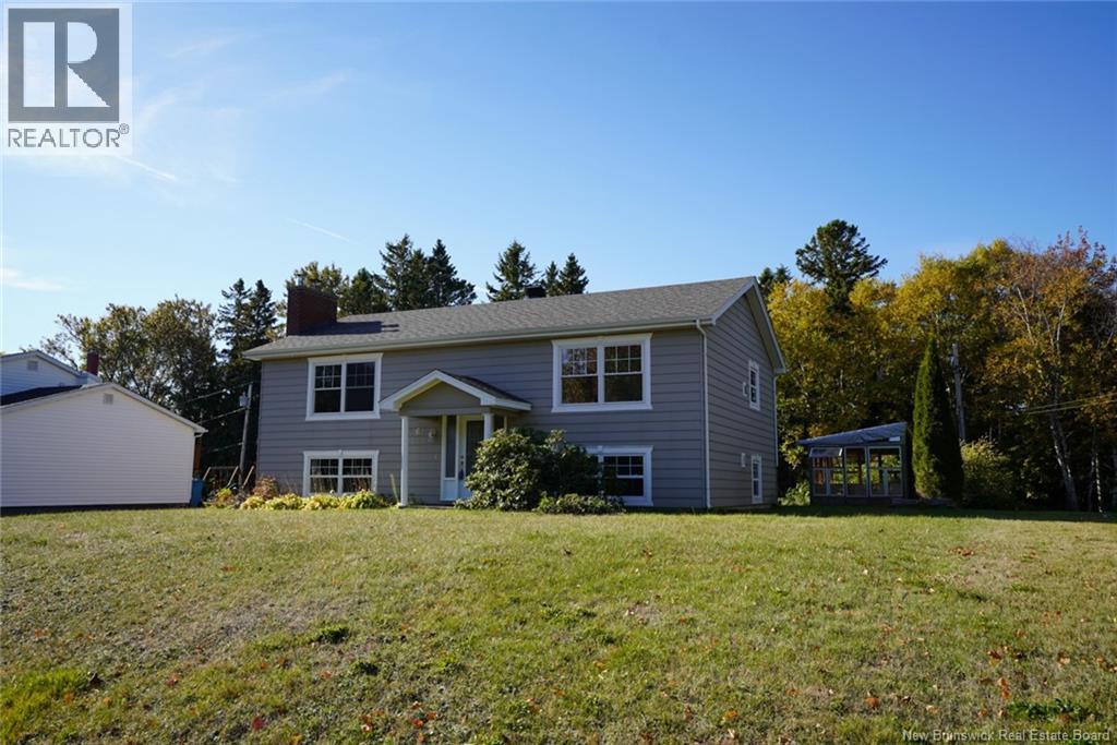 1961 Craig Avenue, Bathurst, New Brunswick  E2A 4Y1 - Photo 3 - NB126914