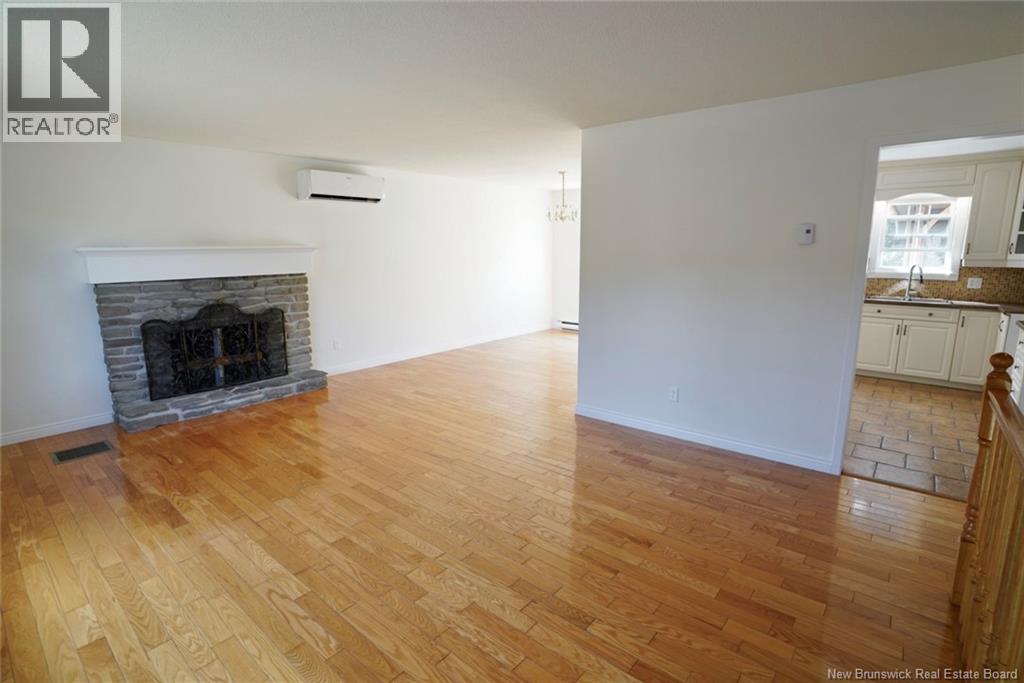 1961 Craig Avenue, Bathurst, New Brunswick  E2A 4Y1 - Photo 5 - NB126914