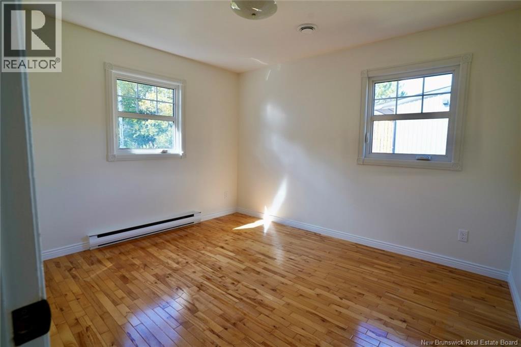 1961 Craig Avenue, Bathurst, New Brunswick  E2A 4Y1 - Photo 11 - NB126914