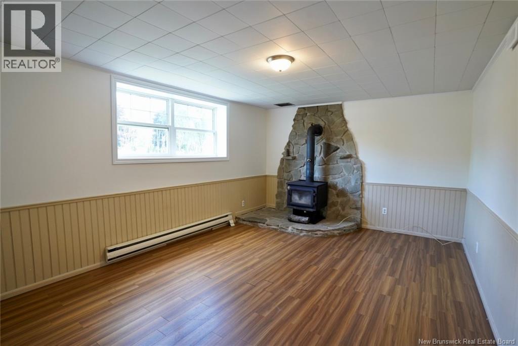 1961 Craig Avenue, Bathurst, New Brunswick  E2A 4Y1 - Photo 15 - NB126914