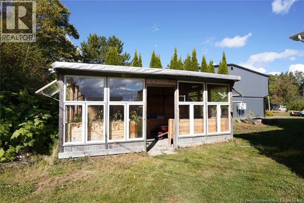 1961 Craig Avenue, Bathurst, New Brunswick  E2A 4Y1 - Photo 32 - NB126914