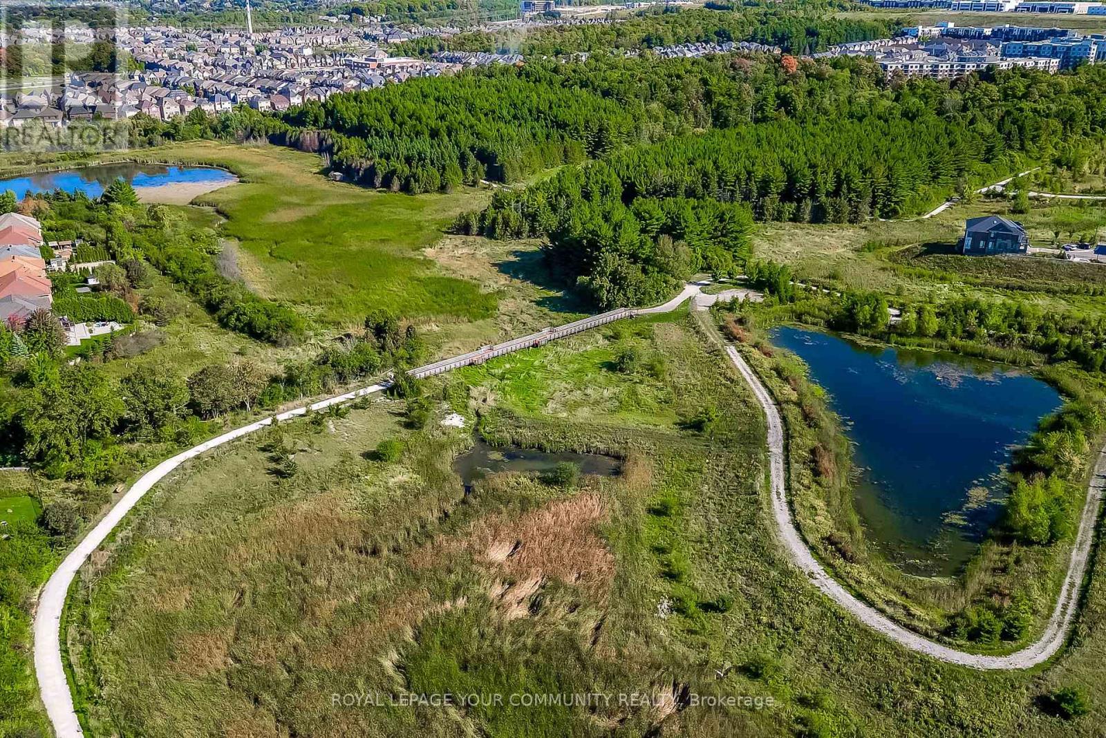 145 Tonner Crescent, Aurora, Ontario  L4G 0G8 - Photo 45 - N12417385