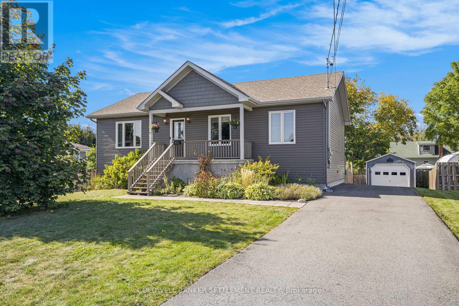 14 MCDONALD STREET, Smiths Falls, Ontario