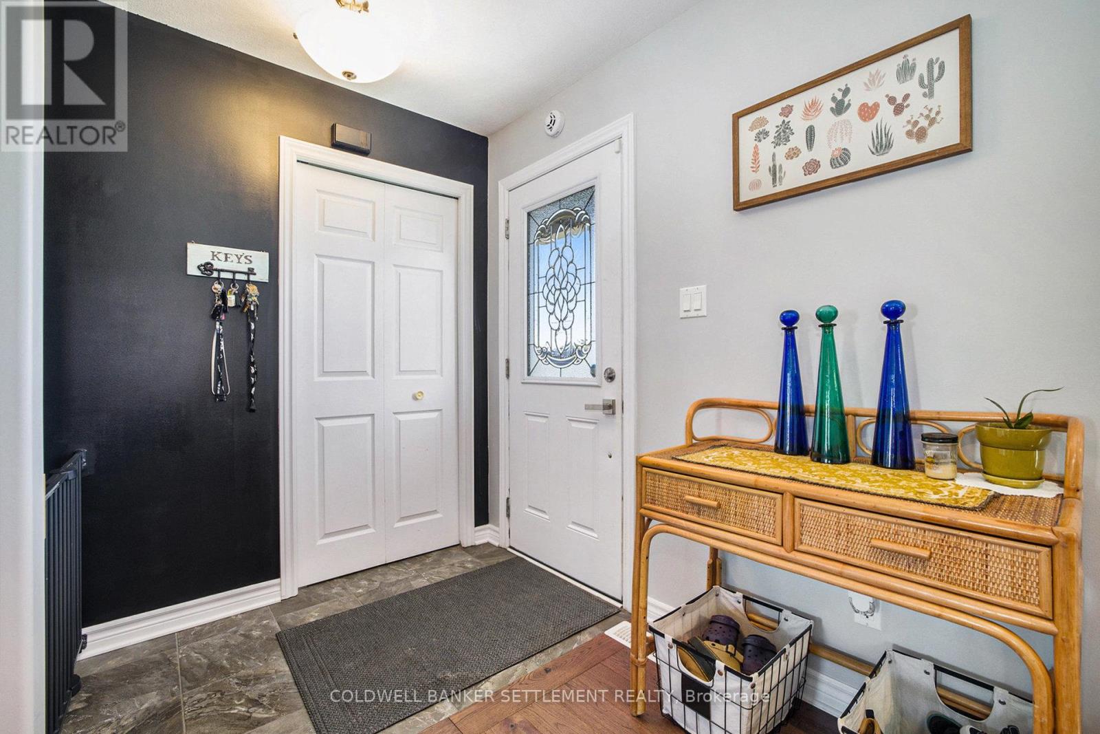 14 Mcdonald Street, Smiths Falls, Ontario  K7A 1L1 - Photo 2 - X12421139