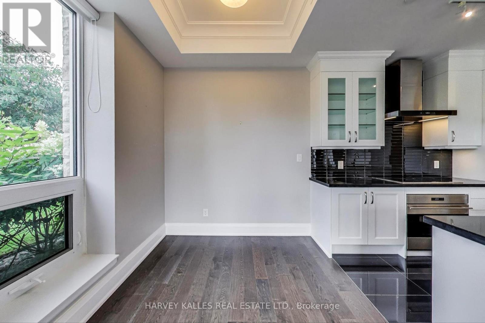 212 - 9 Stollery Pond Crescent, Markham (Devil's Elbow), Ontario  L6C 0Y1 - Photo 13 - N12420964