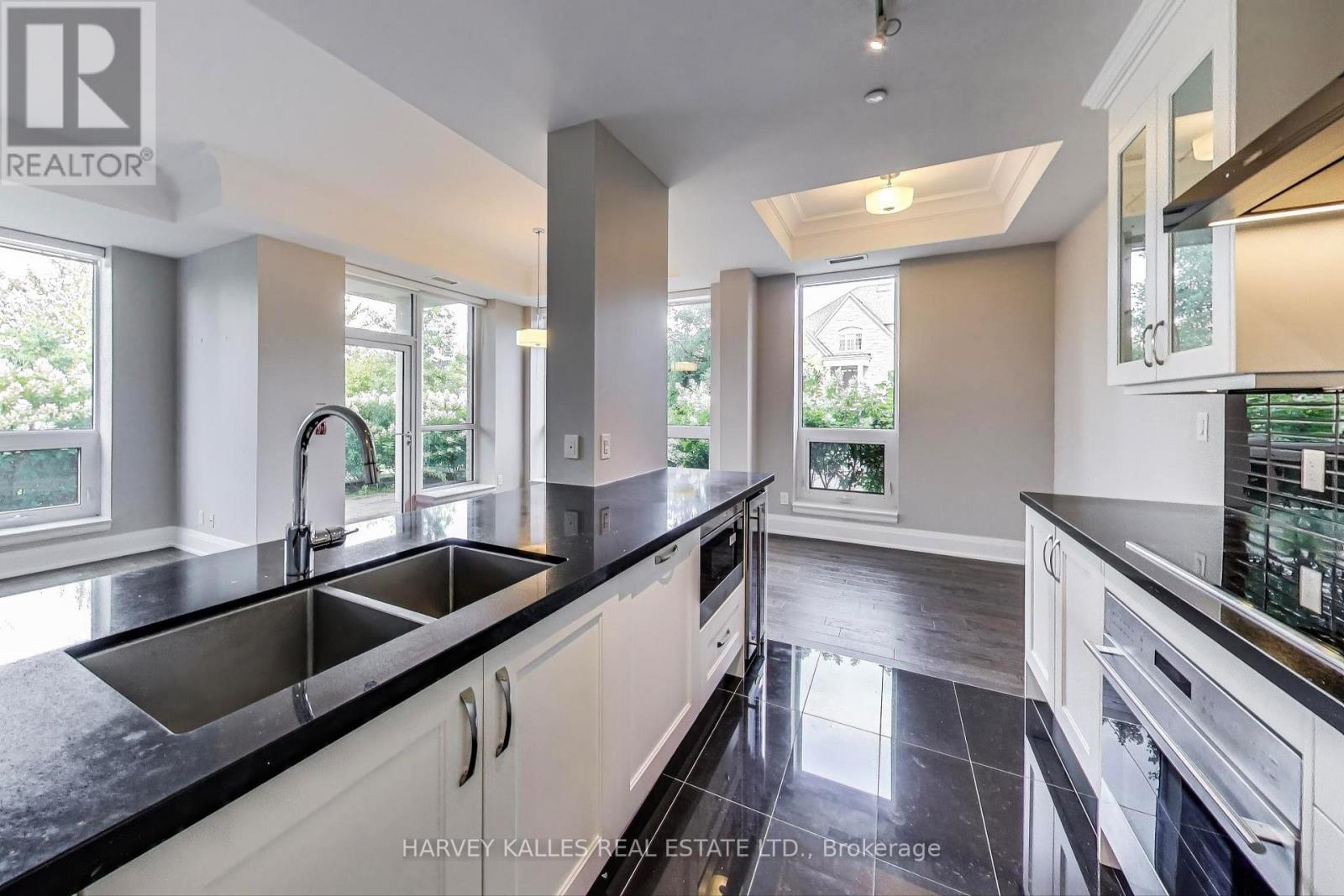 212 - 9 Stollery Pond Crescent, Markham (Devil's Elbow), Ontario  L6C 0Y1 - Photo 15 - N12420964