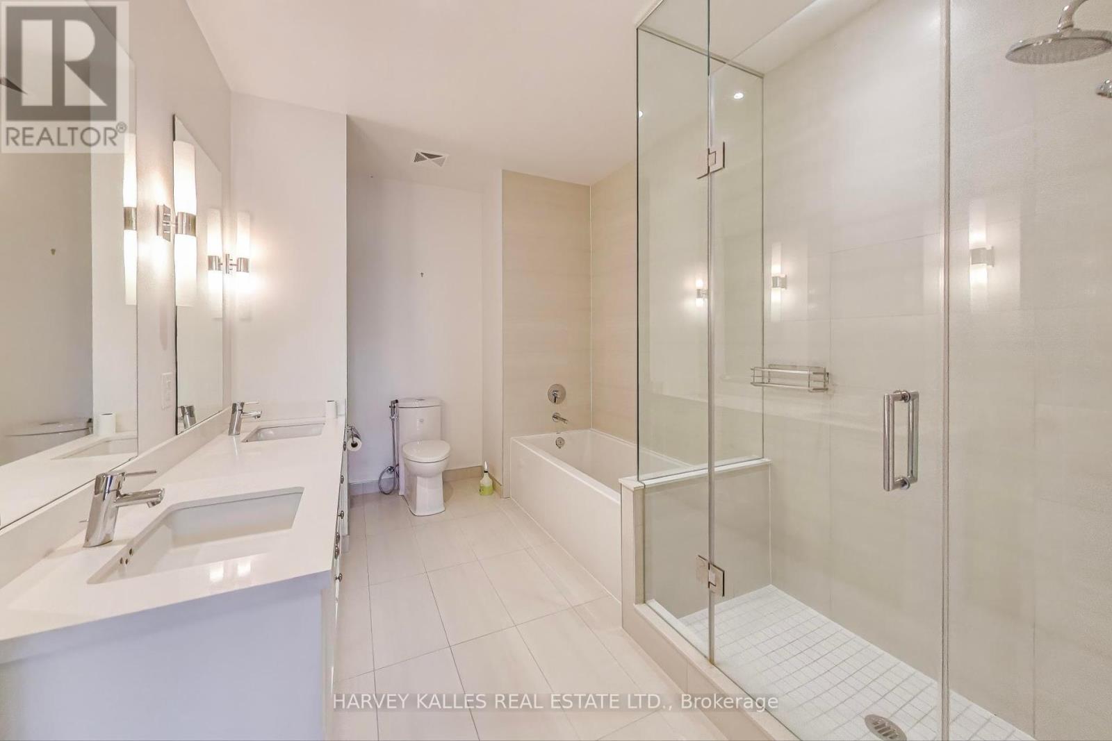 212 - 9 Stollery Pond Crescent, Markham (Devil's Elbow), Ontario  L6C 0Y1 - Photo 19 - N12420964