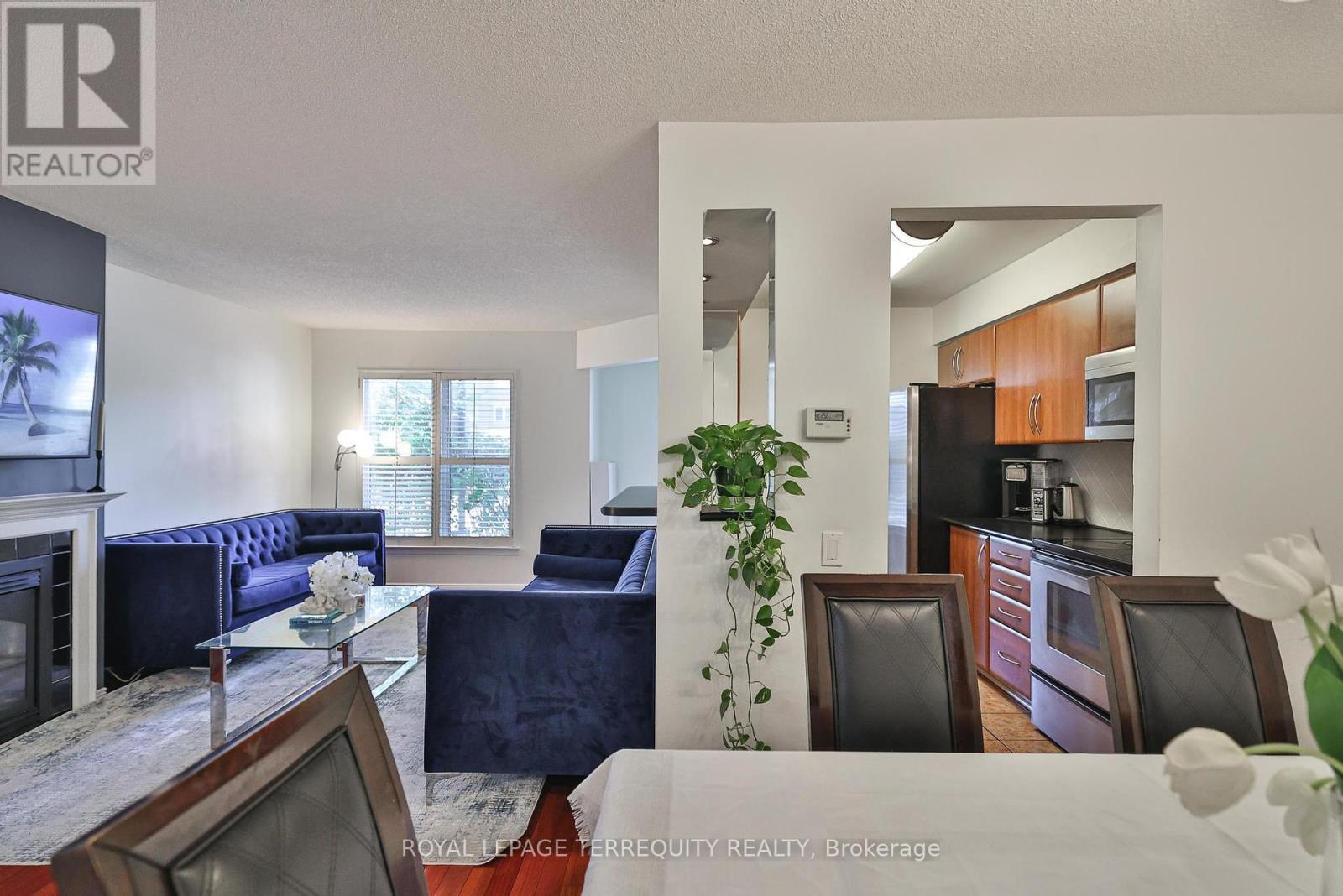 105 - 900 Steeles Avenue W, Vaughan, Ontario  L4J 8C2 - Photo 15 - N12420966