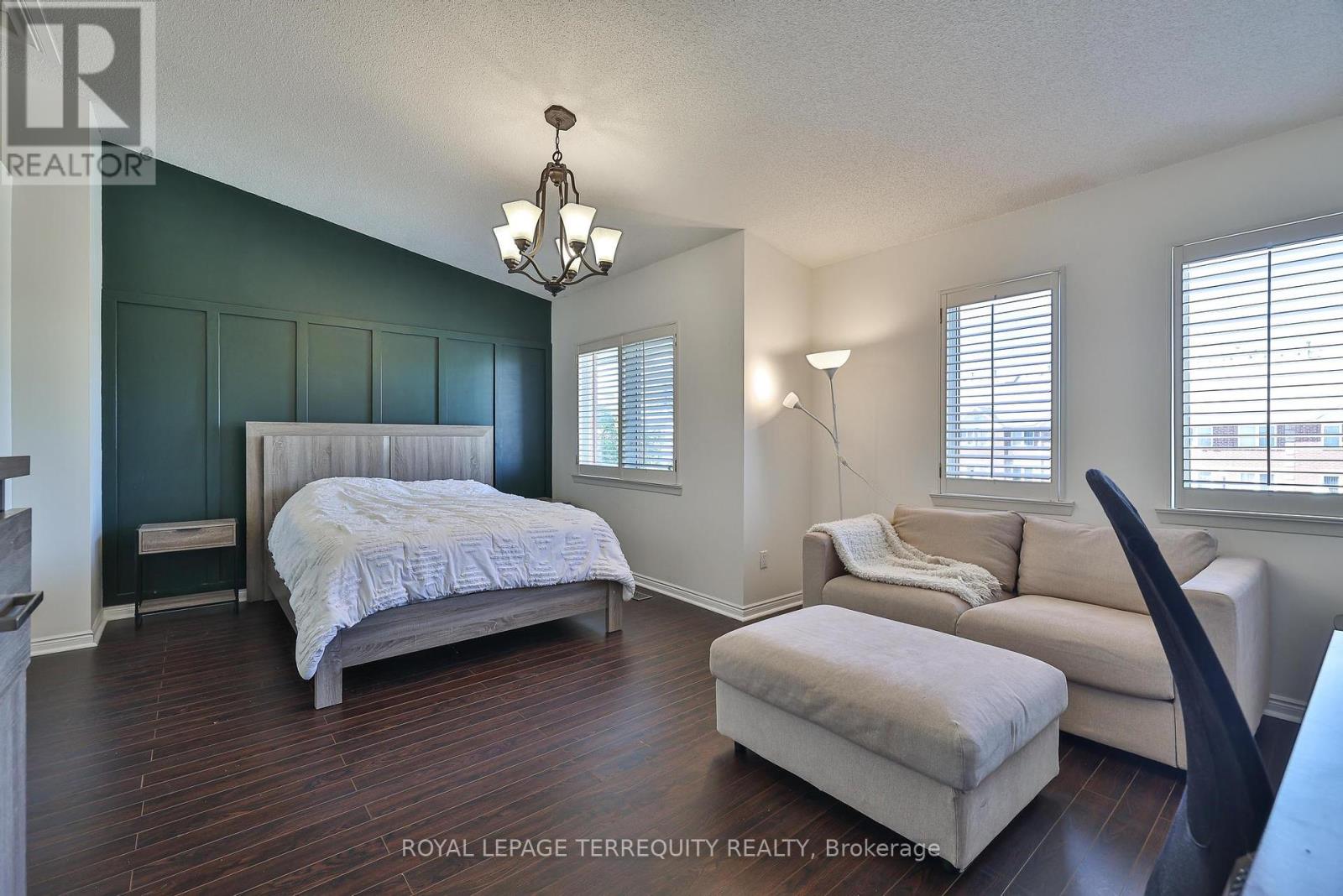 105 - 900 Steeles Avenue W, Vaughan, Ontario  L4J 8C2 - Photo 24 - N12420966