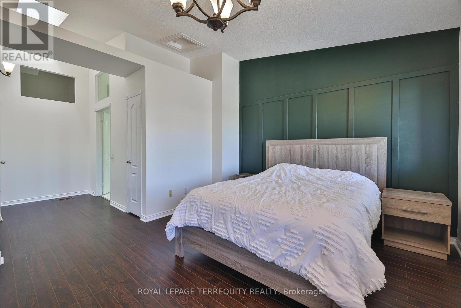 105 - 900 Steeles Avenue W, Vaughan, Ontario  L4J 8C2 - Photo 26 - N12420966