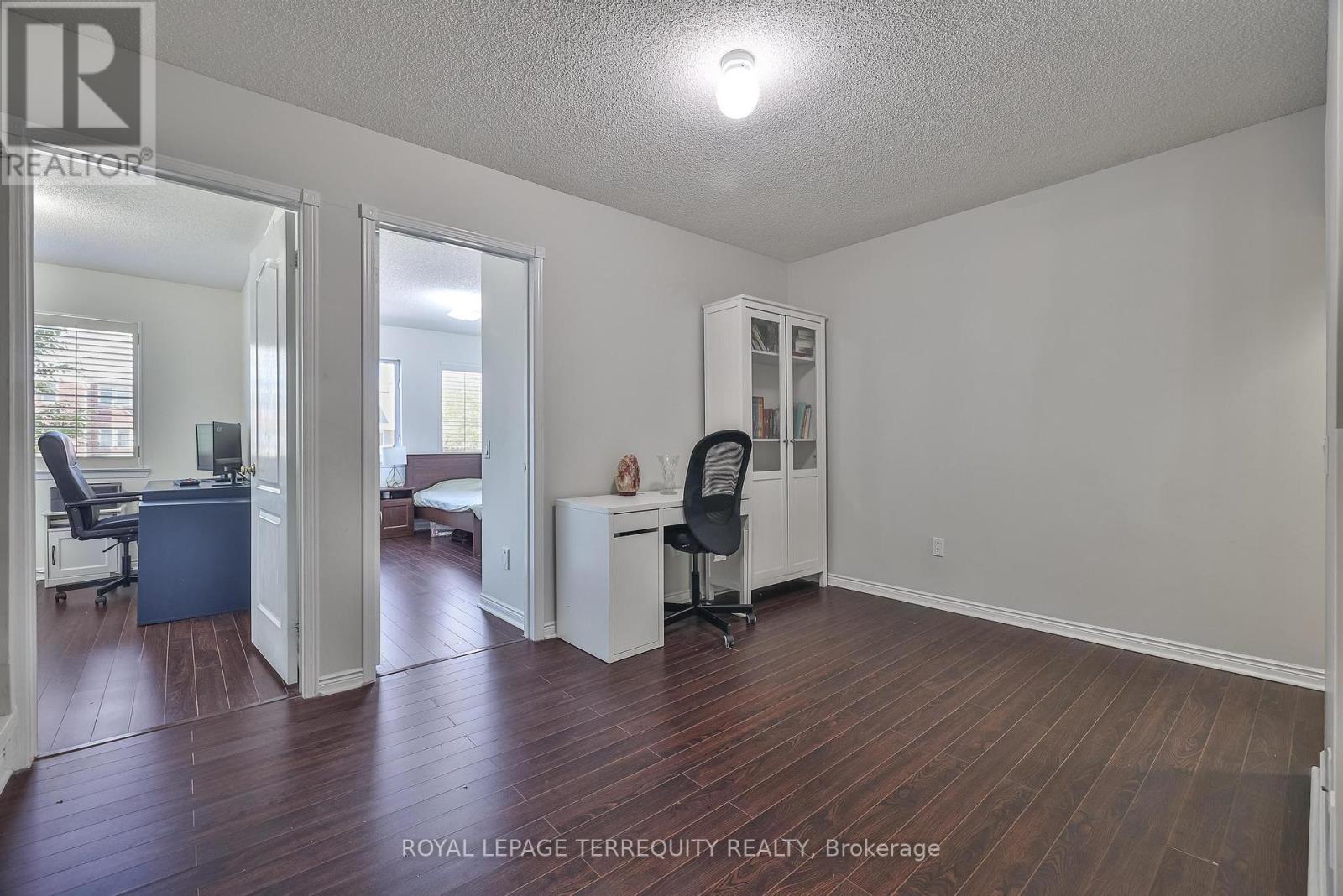 105 - 900 Steeles Avenue W, Vaughan, Ontario  L4J 8C2 - Photo 36 - N12420966
