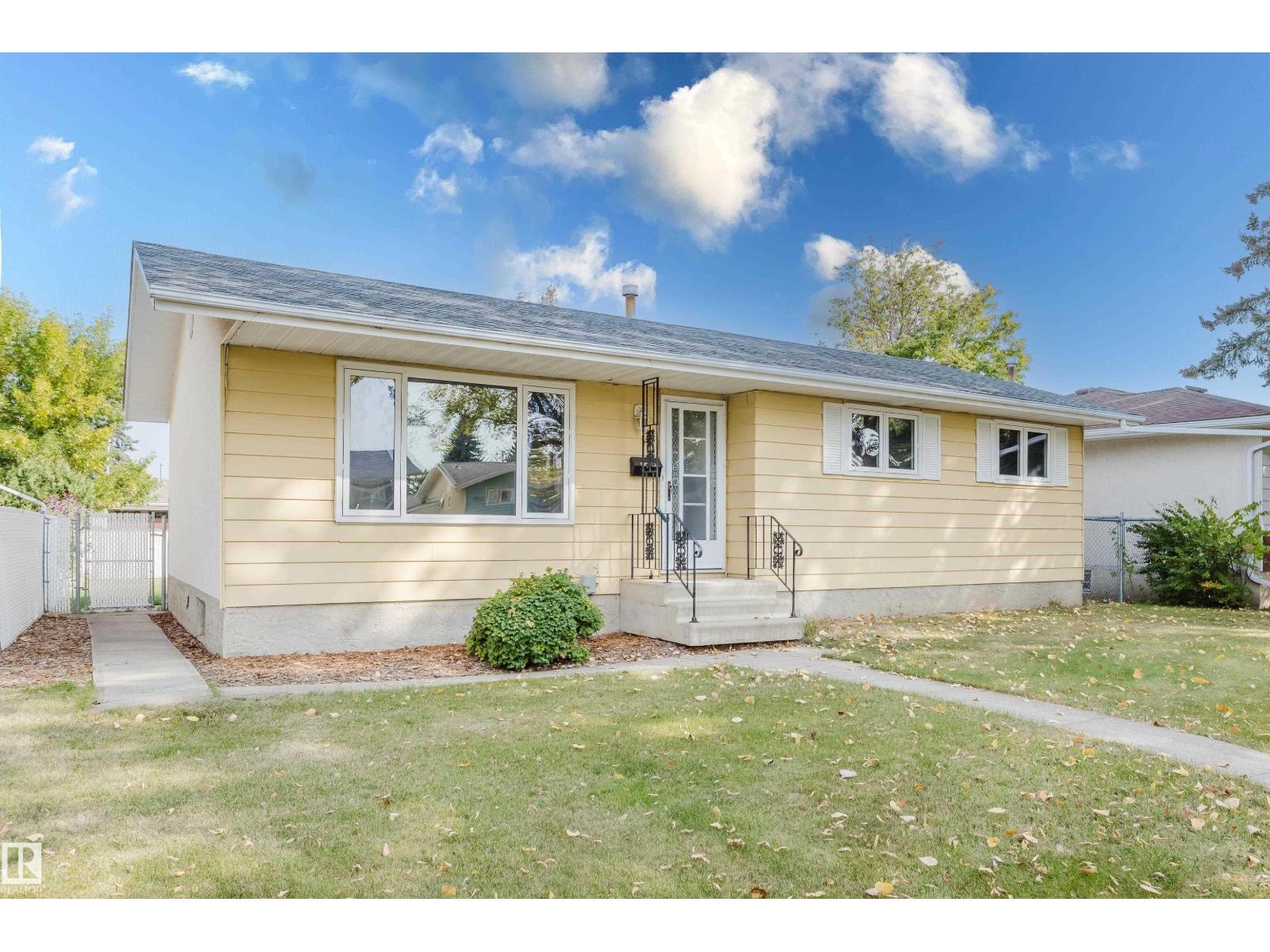 175 Brookwood Dr, Spruce Grove, Alberta  T7X 1G6 - Photo 1 - E4459032