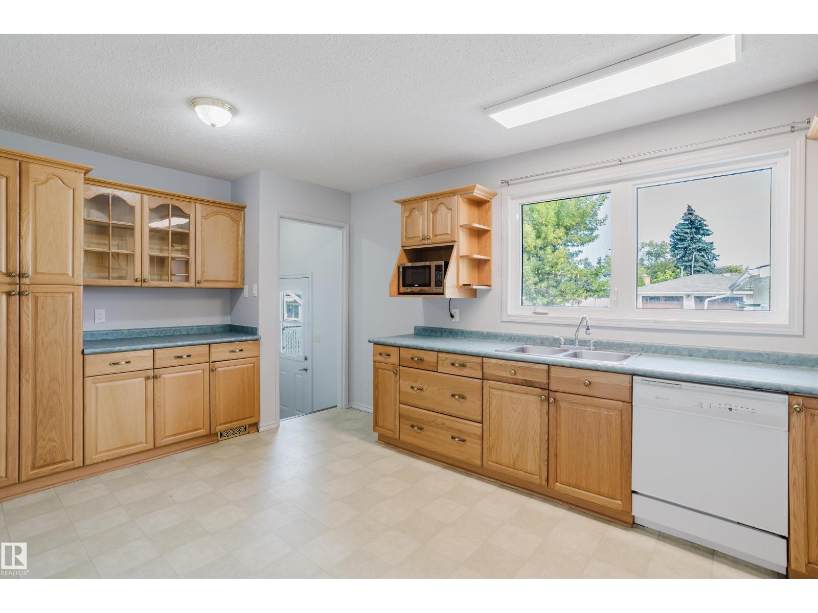 175 Brookwood Dr, Spruce Grove, Alberta  T7X 1G6 - Photo 8 - E4459032