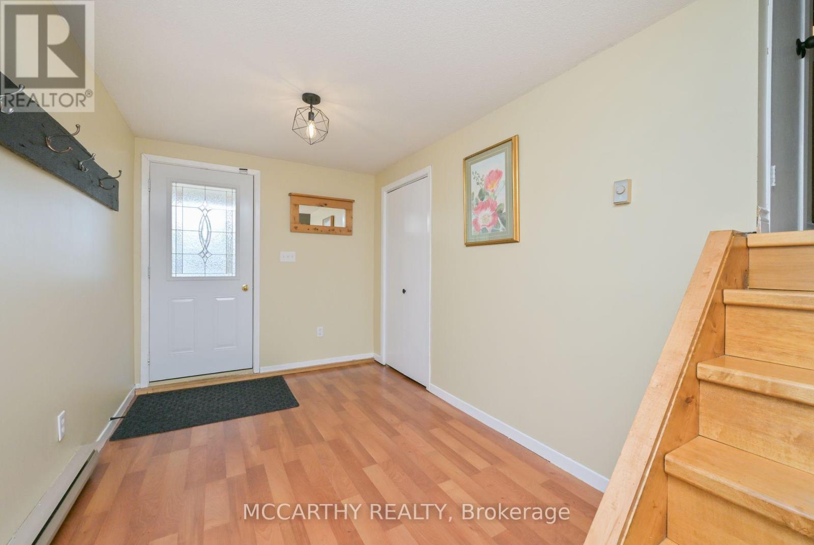 130 Franklyn Street, Shelburne, Ontario  L9V 2Y3 - Photo 4 - X12394204