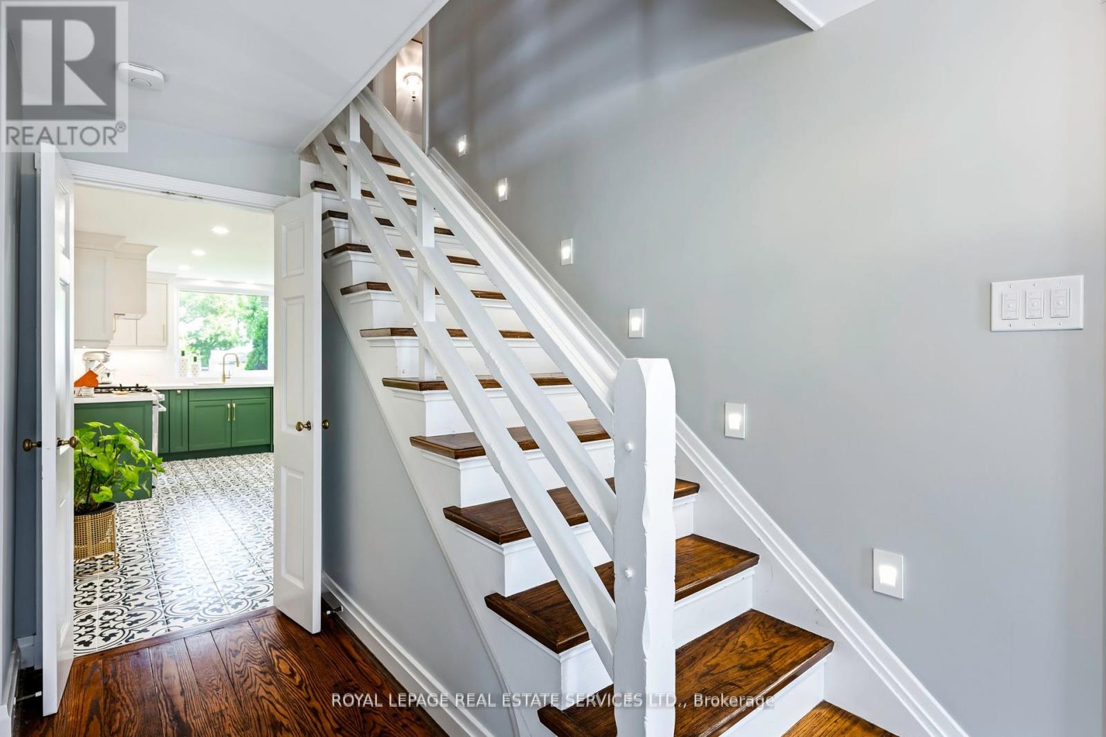 5 Pine Ridge Lane, Brampton, Ontario  L6W 1G6 - Photo 22 - W12420913