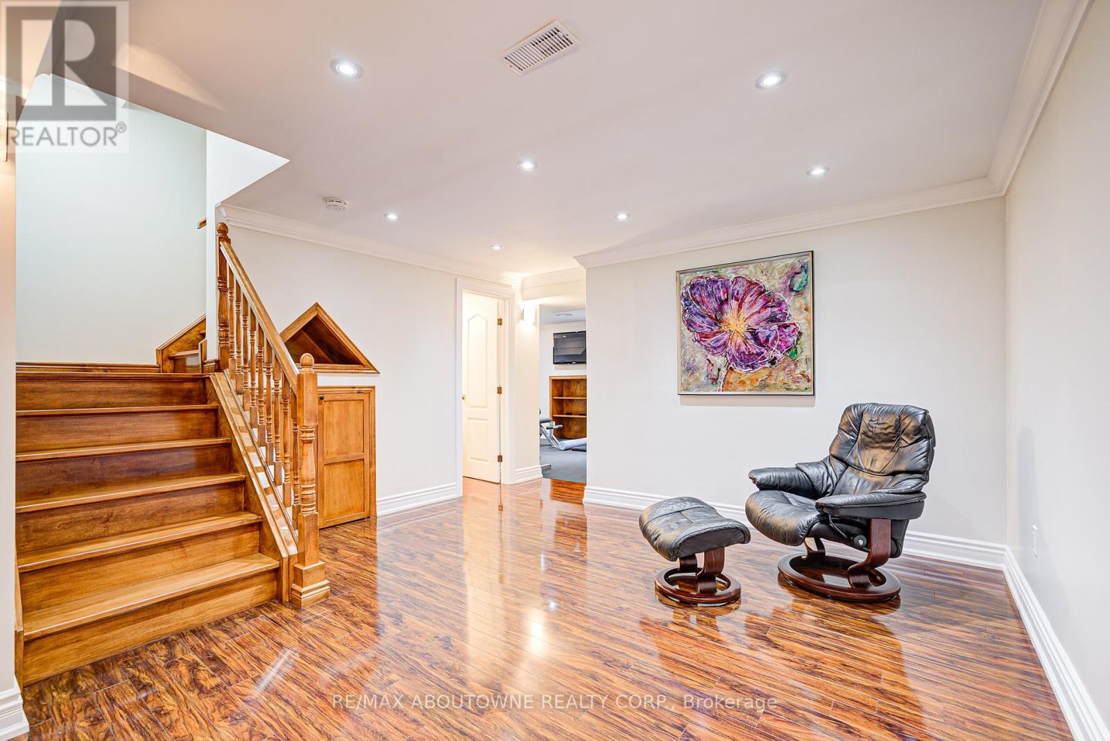1337 Peartree Circle, Oakville, Ontario  L6M 2J2 - Photo 37 - W12420923