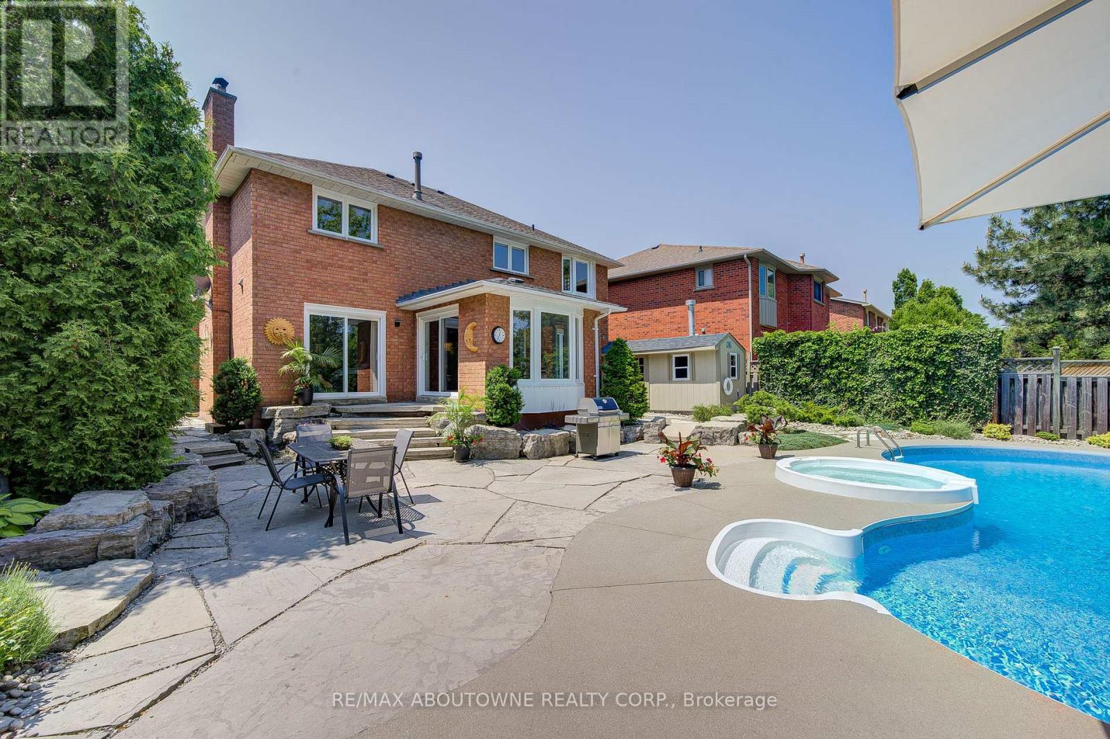 1337 Peartree Circle, Oakville, Ontario  L6M 2J2 - Photo 49 - W12420923