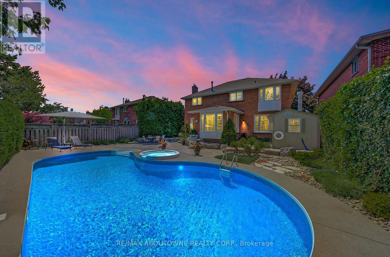 1337 Peartree Circle, Oakville, Ontario  L6M 2J2 - Photo 50 - W12420923