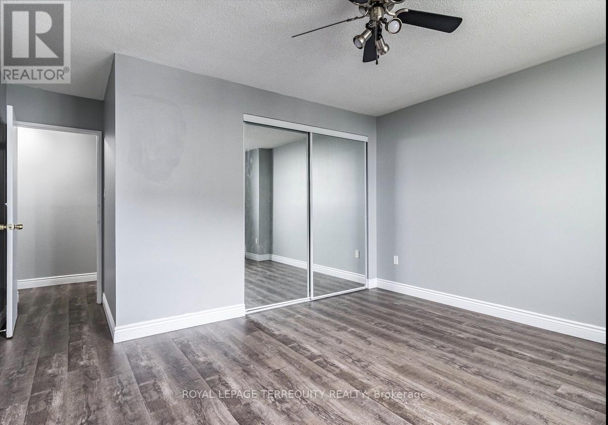 901 - 370 Dixon Road, Toronto, Ontario  M9R 1T2 - Photo 10 - W12420979