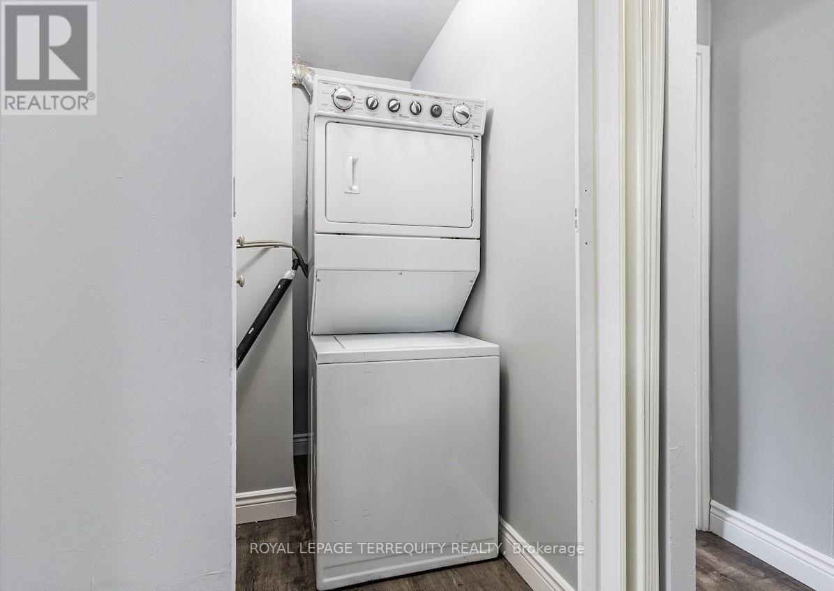 901 - 370 Dixon Road, Toronto, Ontario  M9R 1T2 - Photo 14 - W12420979