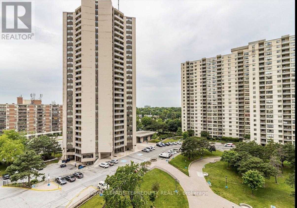 901 - 370 Dixon Road, Toronto, Ontario  M9R 1T2 - Photo 22 - W12420979