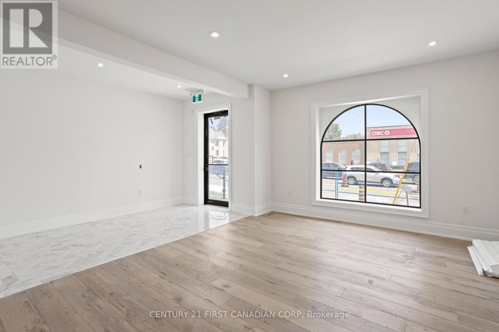 753 Richmond Street, London East, Ontario  N6A 3H4 - Photo 6 - X12297002