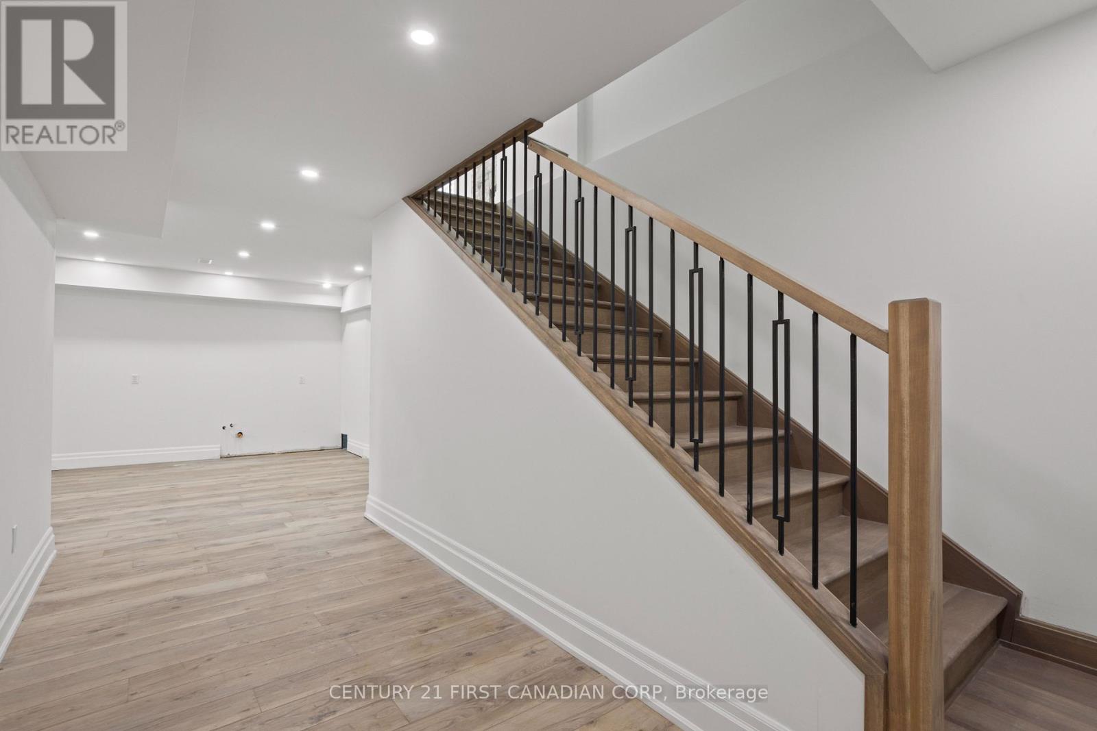 753 Richmond Street, London East, Ontario  N6A 3H4 - Photo 9 - X12297002