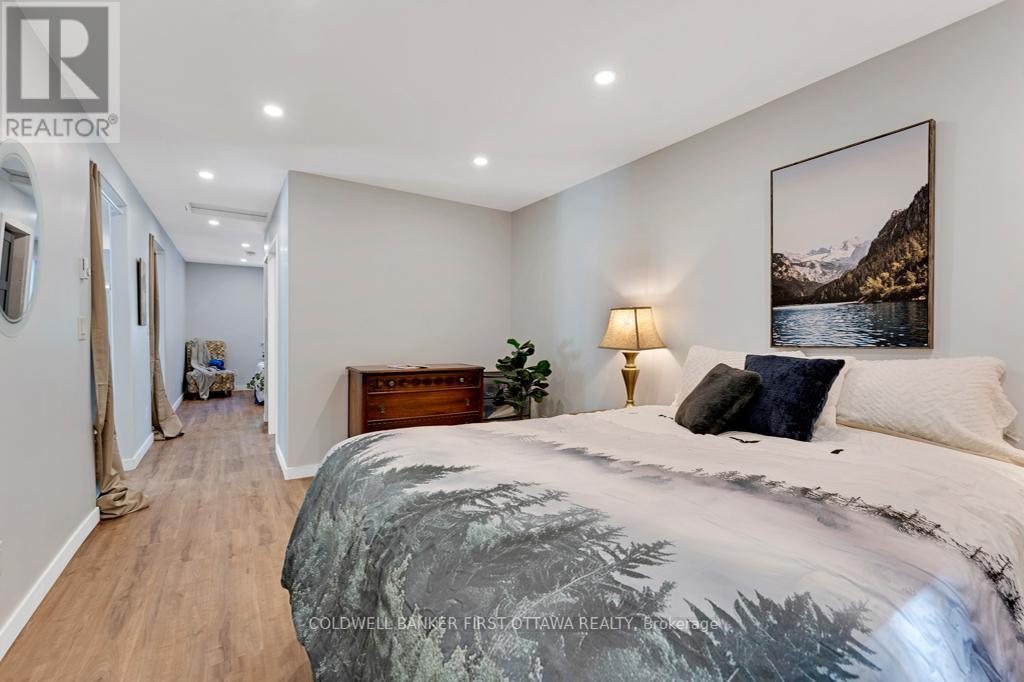 4031 Bolingbroke Road, Tay Valley, Ontario  K0H 2B0 - Photo 18 - X12363916