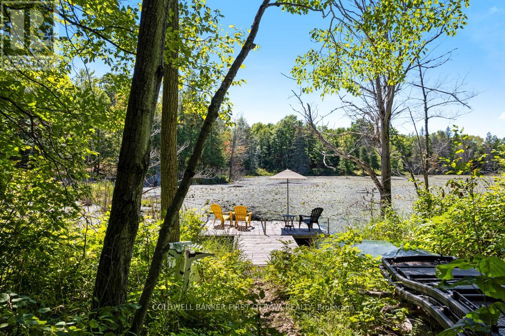 4031 Bolingbroke Road, Tay Valley, Ontario  K0H 2B0 - Photo 33 - X12363916
