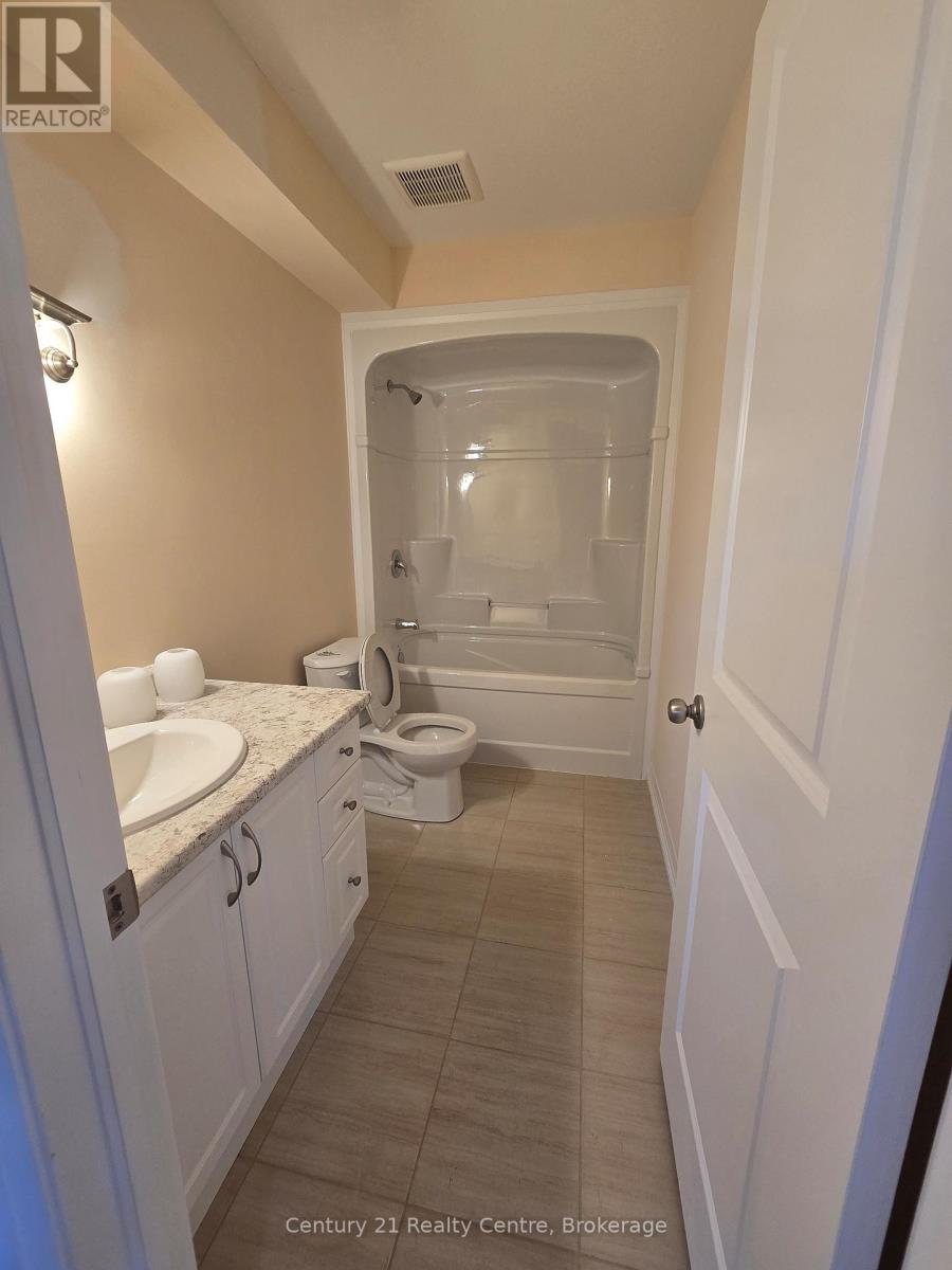 415 Louisa Street, Fort Erie, Ontario  L2A 0H5 - Photo 23 - X12420933