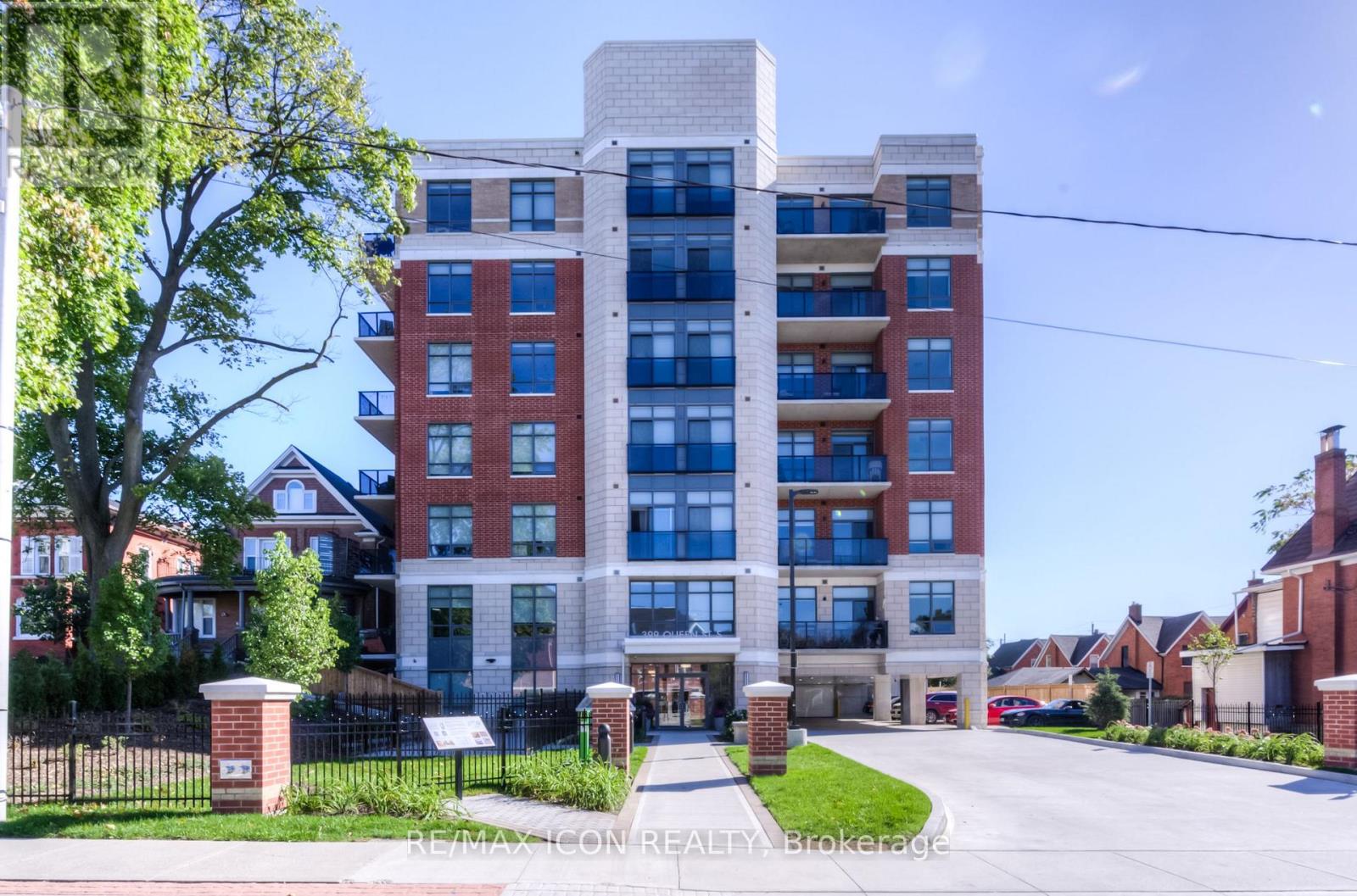 417 - 399 Queen Street S, Kitchener, Ontario  N2G 0C4 - Photo 4 - X12420950