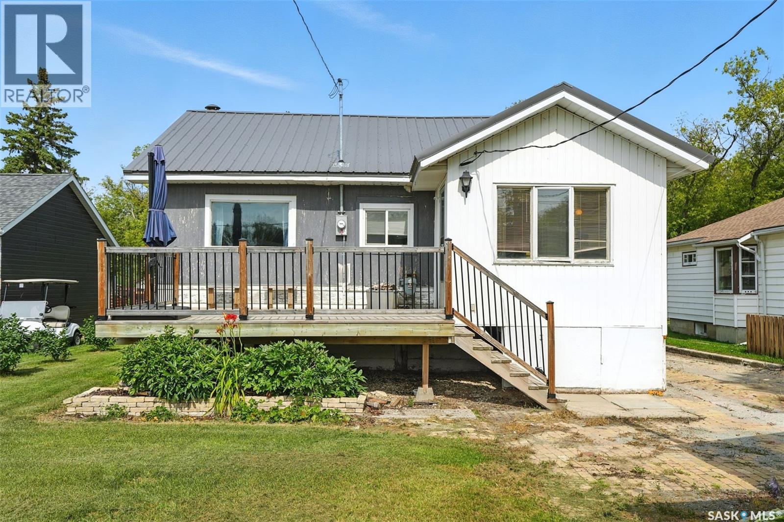 106 3rd Avenue E, Nokomis, Saskatchewan  S0G 3R0 - Photo 24 - SK019104