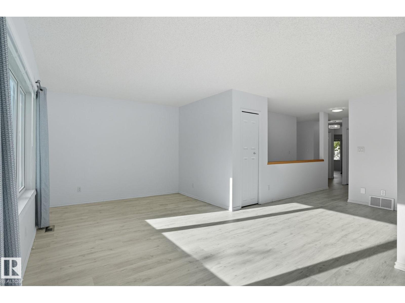 9960 176 Av Nw, Edmonton, Alberta  T5X 5W1 - Photo 13 - E4459036