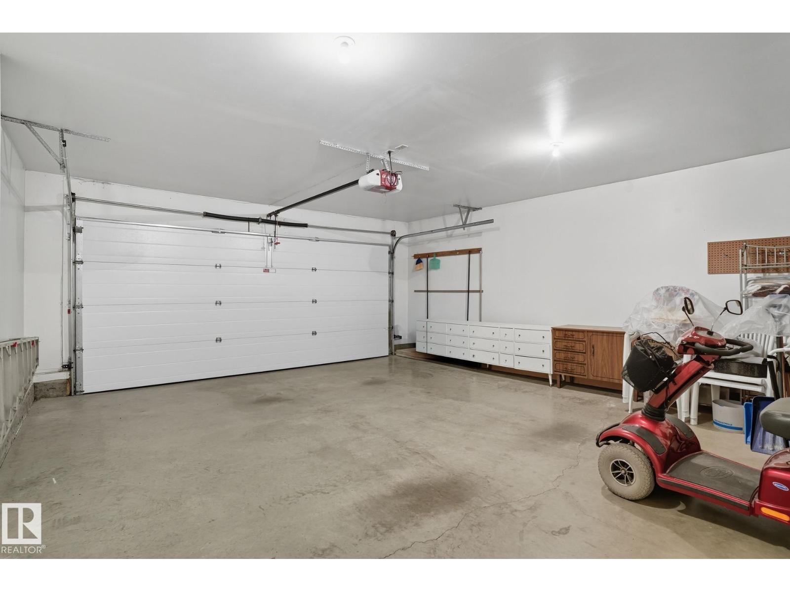 9960 176 Av Nw, Edmonton, Alberta  T5X 5W1 - Photo 30 - E4459036