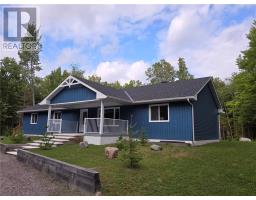 64 Forest Hill, Monetville, Ontario