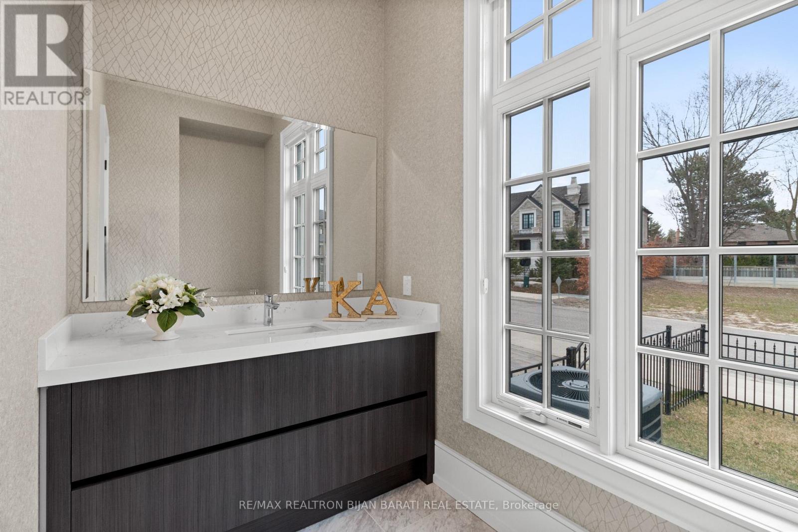 29 Ballyconnor Court, Toronto, Ontario  M2M 4C6 - Photo 22 - C12421029