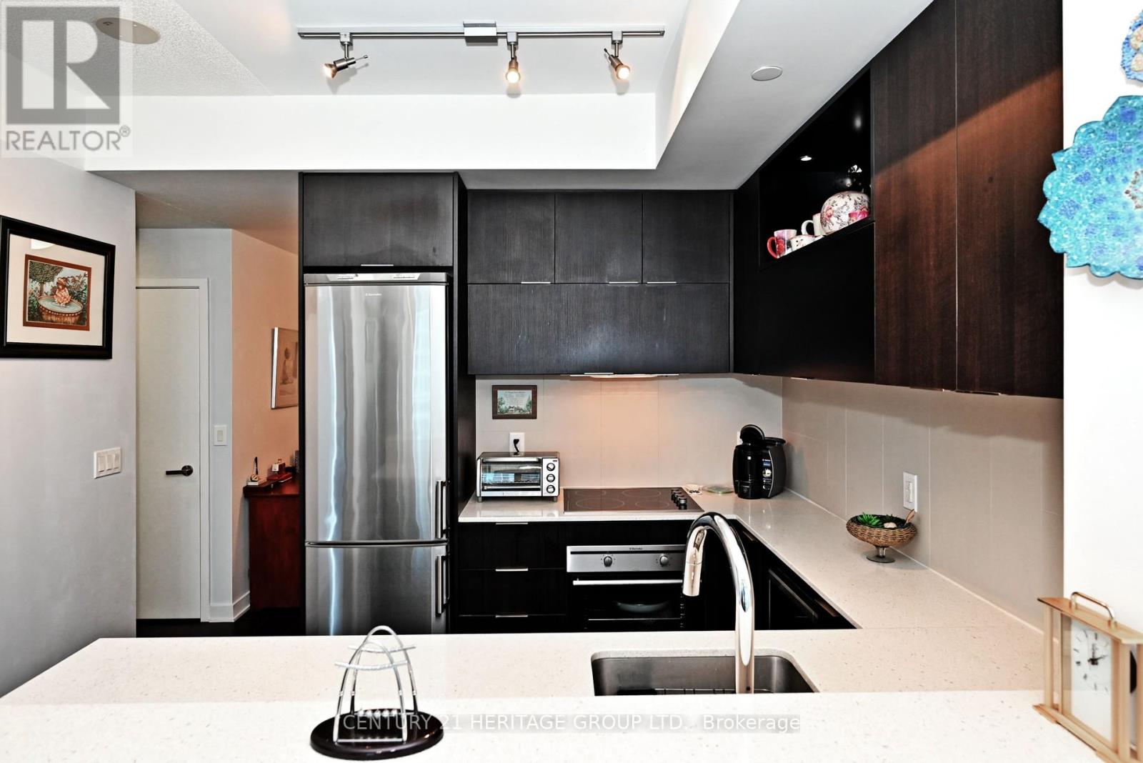 1201 - 170 Sumach Street, Toronto, Ontario  M5A 0C3 - Photo 7 - C12421070