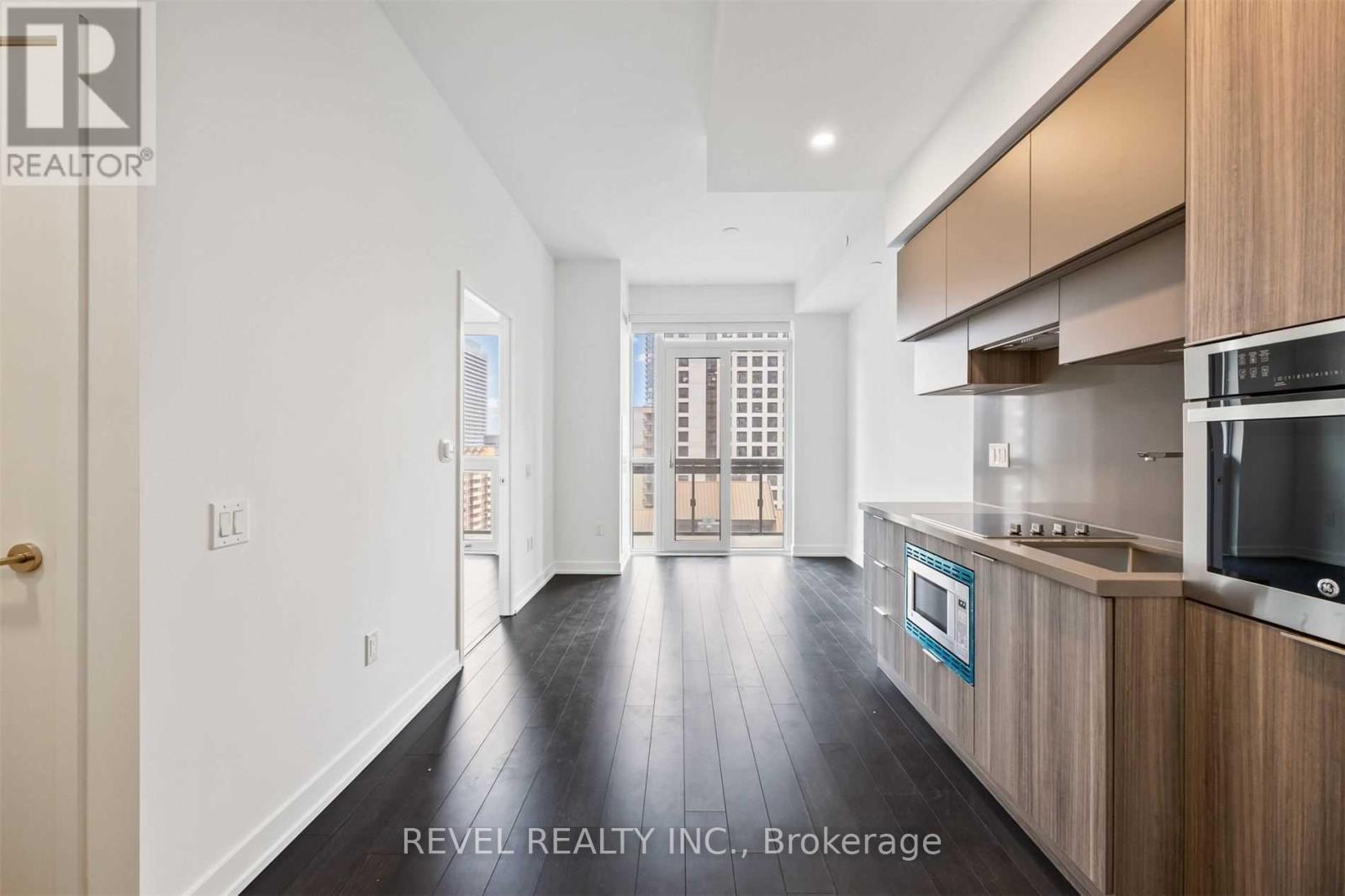 1210 - 39 Roehampton Avenue, Toronto, Ontario  M4P 1P9 - Photo 7 - C12421082