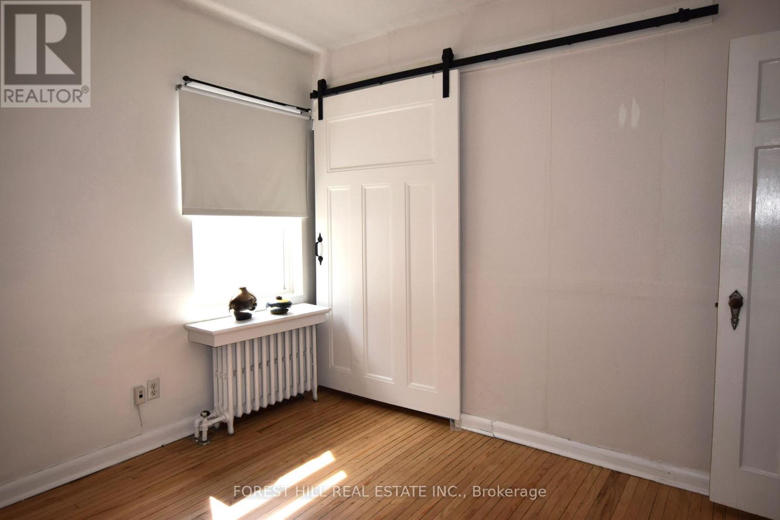 Main - 104 Braemar Avenue, Toronto, Ontario  M5P 2L4 - Photo 11 - C12421097