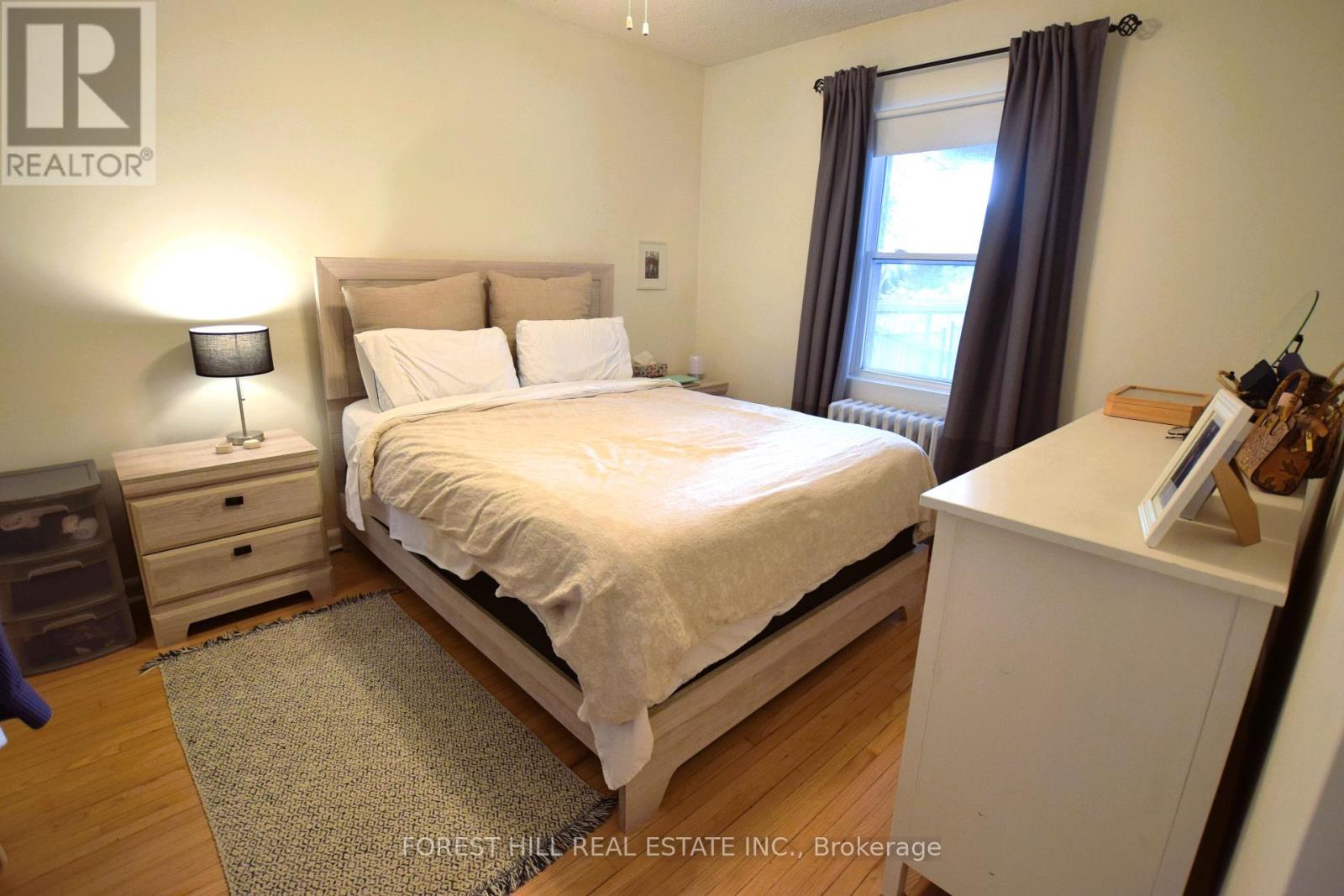 Main - 104 Braemar Avenue, Toronto, Ontario  M5P 2L4 - Photo 6 - C12421097