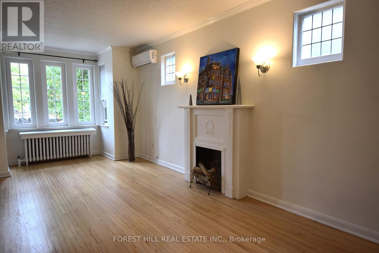 Main - 104 Braemar Avenue, Toronto, Ontario  M5P 2L4 - Photo 7 - C12421097