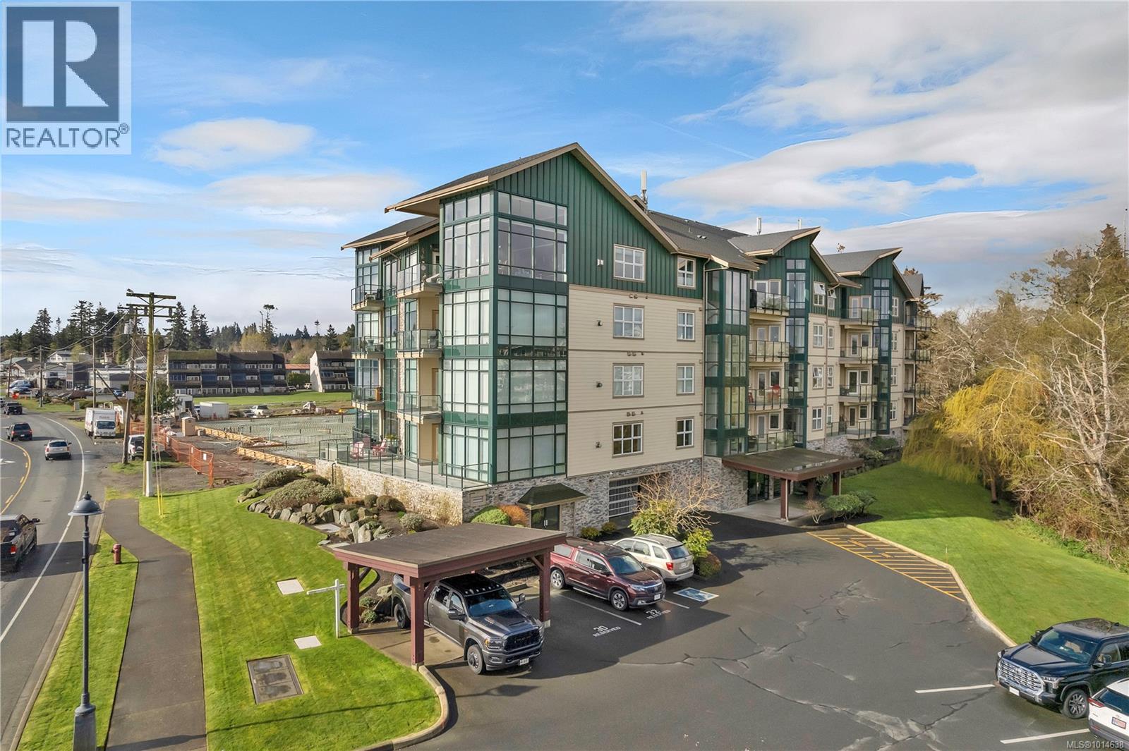401 2676 Island Hwy S, Campbell River, British Columbia  V9W 1C7 - Photo 1 - 1014638