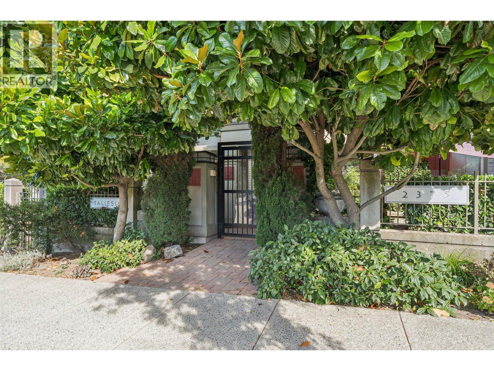 11 2375 W BROADWAY, Vancouver, British Columbia