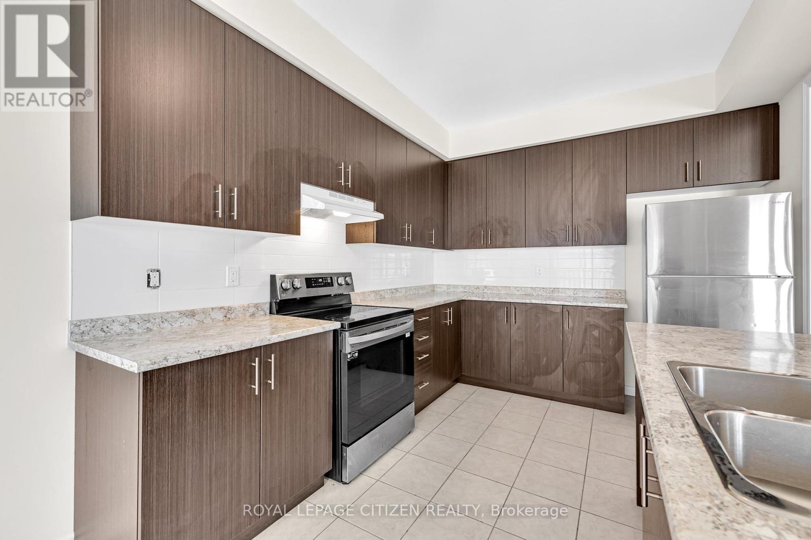 1151 Skyridge Boulevard, Pickering, Ontario  L1X 0M4 - Photo 22 - E12420998