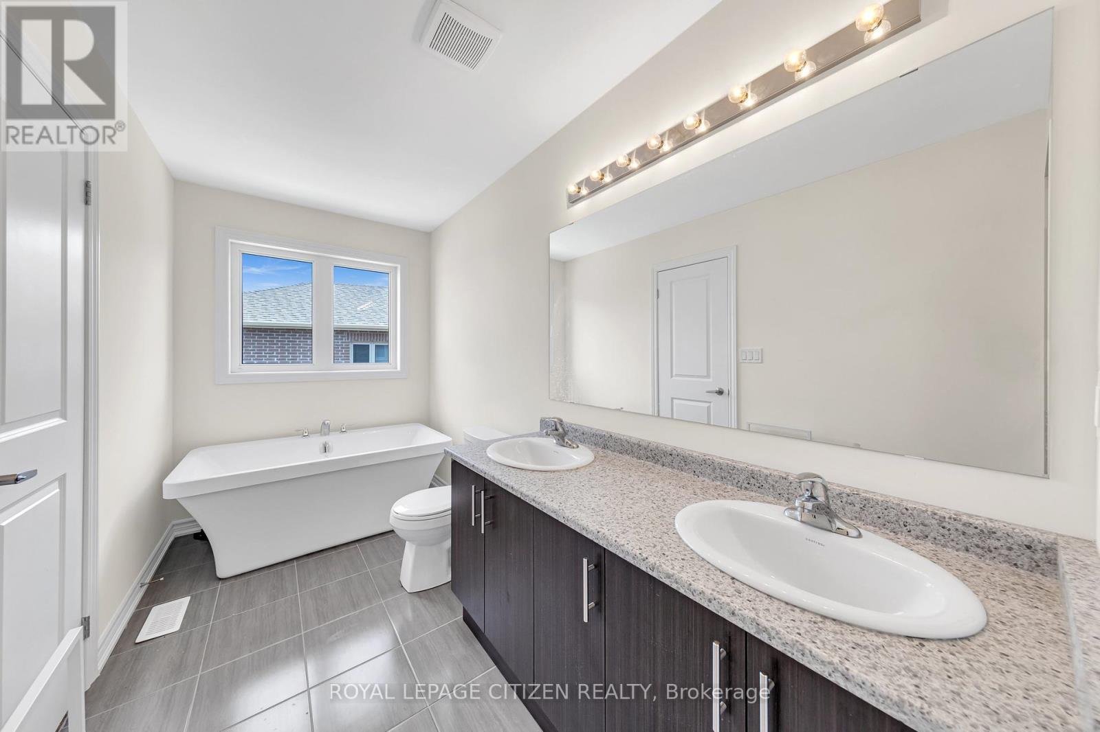 1151 Skyridge Boulevard, Pickering, Ontario  L1X 0M4 - Photo 36 - E12420998