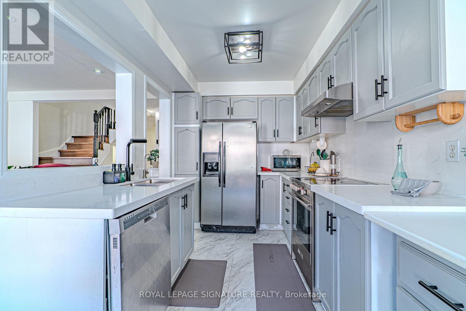 100 Stokely Crescent, Whitby, Ontario  L1N 9S9 - Photo 10 - E12421008