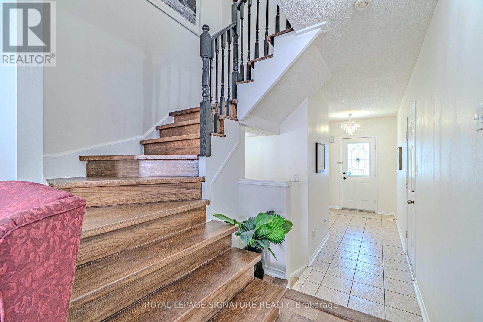 100 Stokely Crescent, Whitby, Ontario  L1N 9S9 - Photo 14 - E12421008