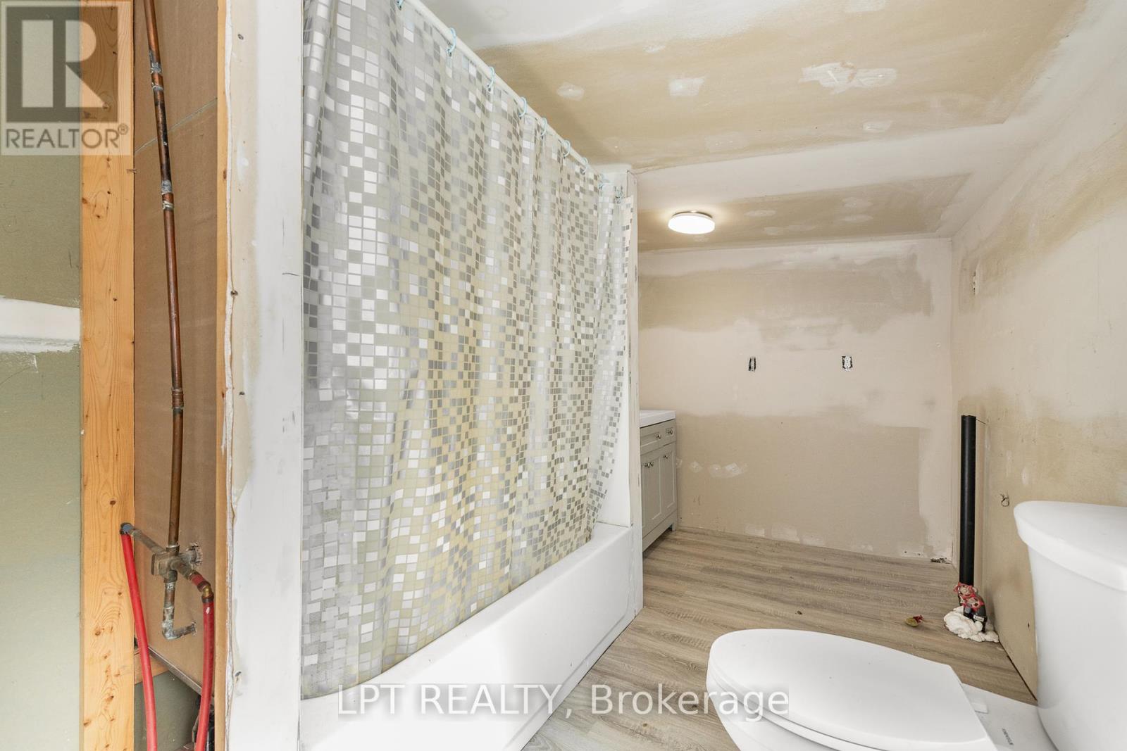 7 Broadway Street, North Grenville, Ontario  K0G 1J0 - Photo 25 - X12421208